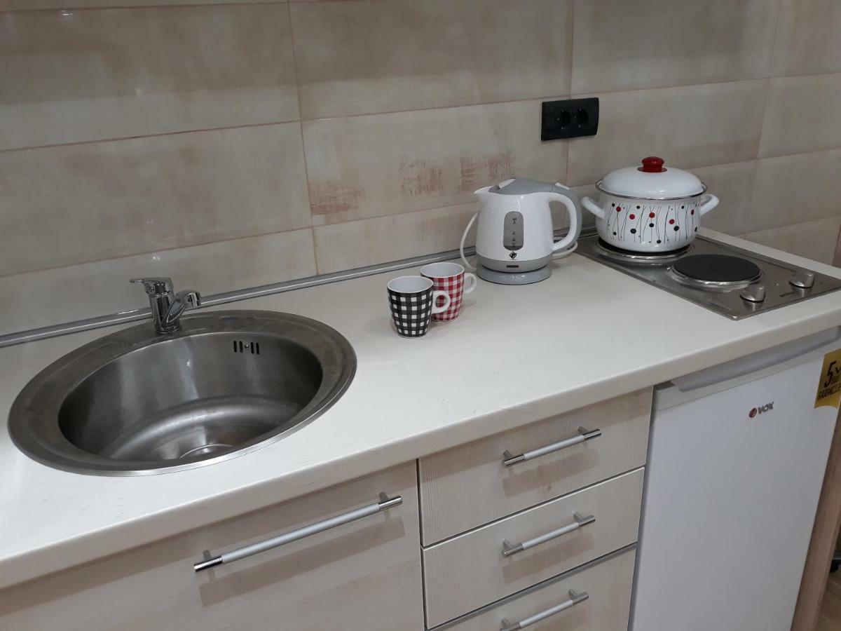 Sweet Yellow Apartment 贝尔格莱德 外观 照片