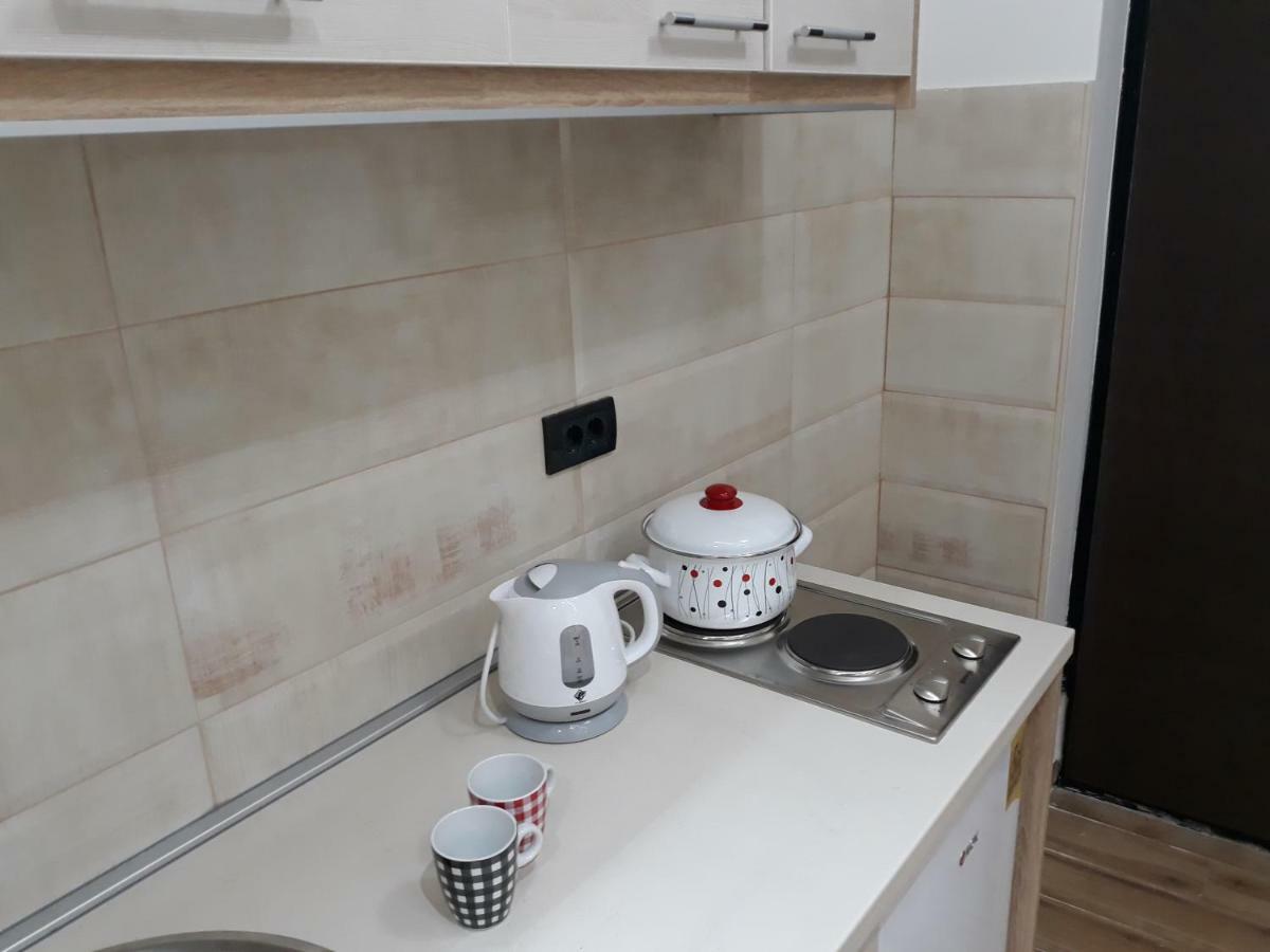 Sweet Yellow Apartment 贝尔格莱德 外观 照片